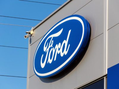 Ford acelera la inversión en vehículos eléctricos