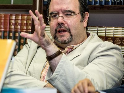 José Manuel Cruz vuelve a la novela con la sorprendente y arrolladora ‘La Orilla Muerta’