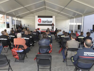 Rosenbauer presenta el Revolutionary Technology , el primer vehículo de bomberos 100% eléctricos de España