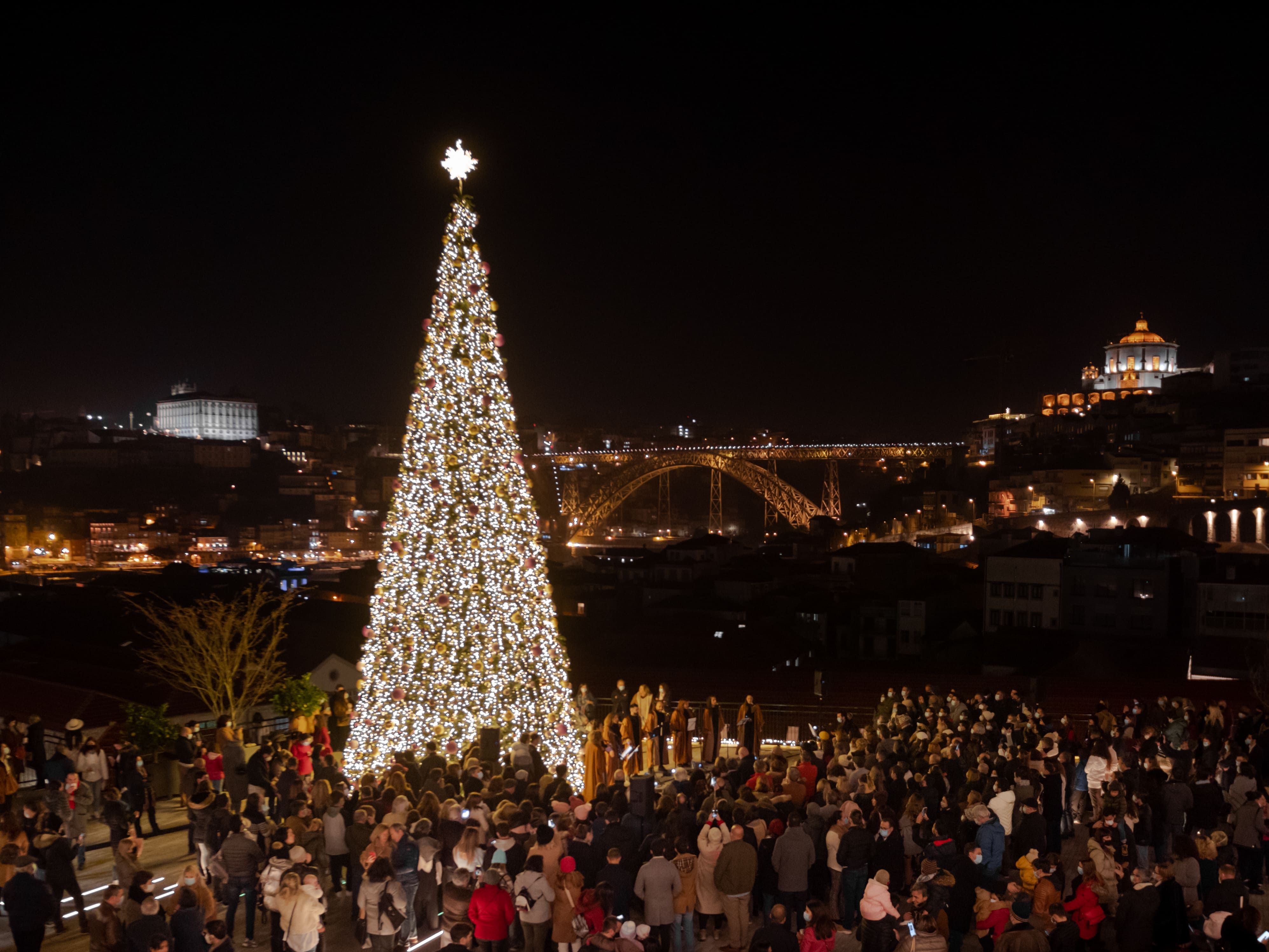 WOW Porto se ilumina para recibir la Navidad