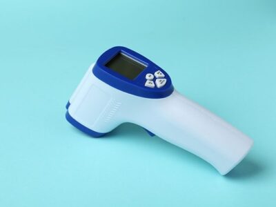 Equipos médicos indispensables en todos los hogares, según termometross.com.es