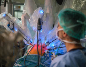Quirónsalud Tenerife realiza la primera cirugía robótica de la sanidad privada en Canarias