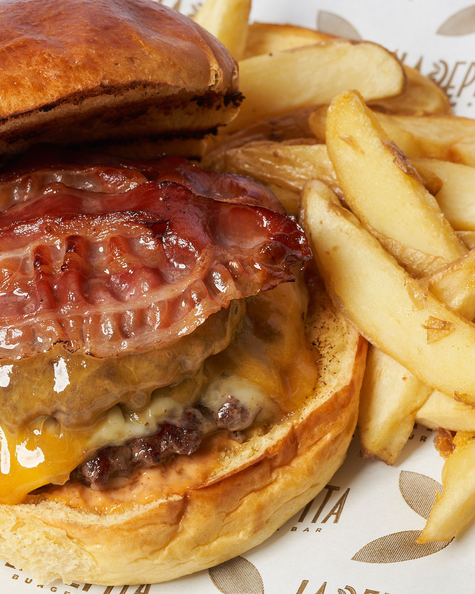 Las Smash Burgers ganan peso en la propuesta de La Pepita Burger Bar 