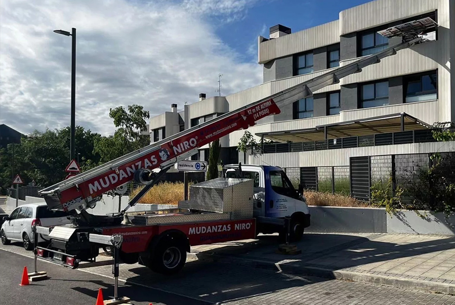 Gruas elevadoras modernas Adaptabilidad y eficiencia para cualquier proyecto