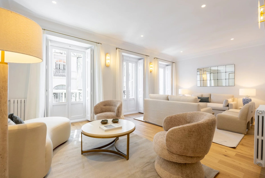 Técnicas mixtas: combinación de acabados contemporáneos Técnicas mixtas: combinación de acabados contemporáneos